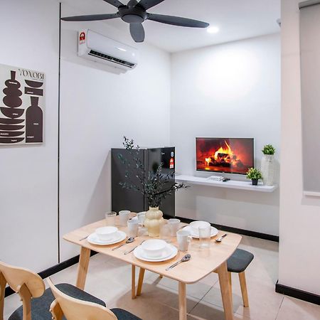 Neu Suites By Cobnb Kuala Lumpur Bagian luar foto