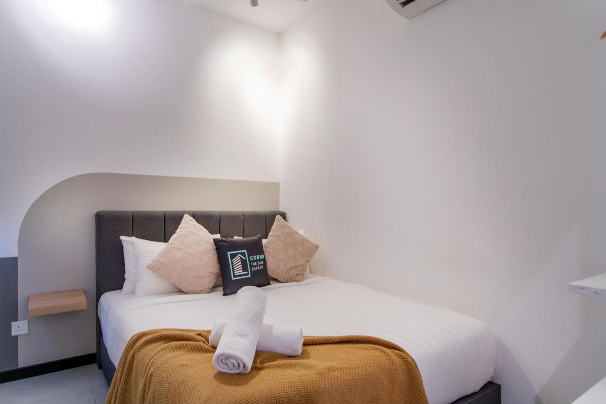 Neu Suites By Cobnb Kuala Lumpur Bagian luar foto